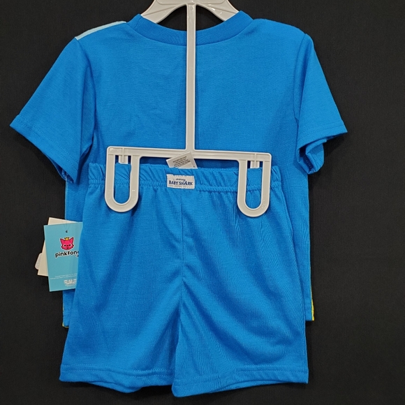 🆕️ Baby Shark pjs - Picture 3 of 6